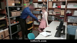 Полицейский Рвезашым Кӱтӱчылан Шеҥше