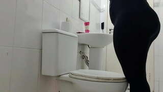 Horny បានធ្វើនៅក្នុងវីដេអូនេះ