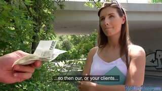 POV park fuck ki orotika pākehā amateur