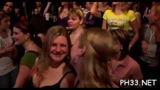 Hoorade karjuvad ecstasy wild grupp seksi kelnerid Hoorade karjuvad ecstasy wild grupp seksi kelnerid