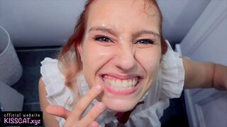 Obraz Vraga, Deepthroat za Mlade Babe in Cum na Zobe za Čiščenje